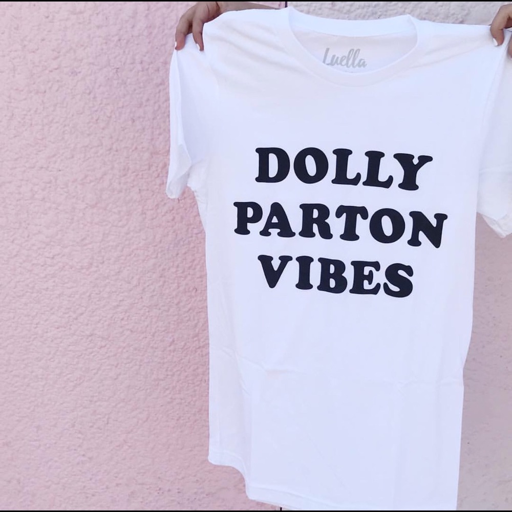 Dolly Parton Vibes Tee